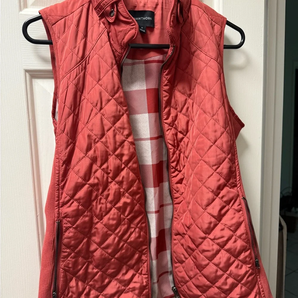 Red / Coral Quilted Vest with Zipper Pockets - Picture 1 of 3